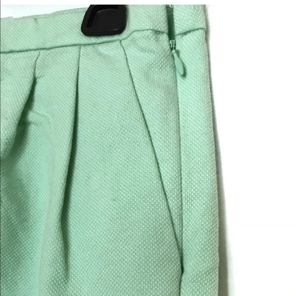 J. Crew City Fit Shorts in Mint Green Size 4 - Picture 3 of 5